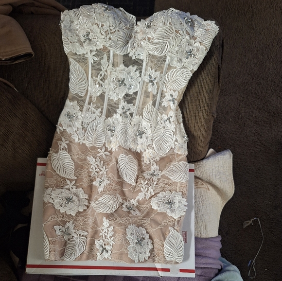 Jovani Dresses & Skirts - Elegant Lace Strapless Dress